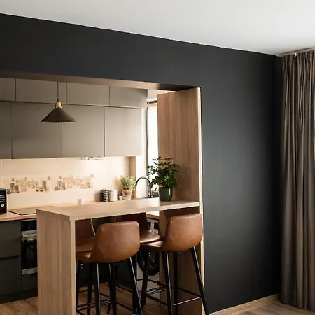 Quiet Quality By Taboo Apartment